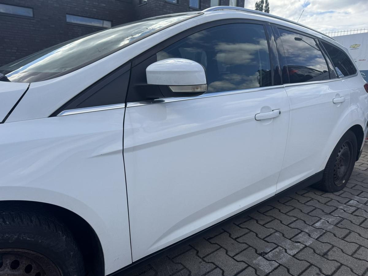 Ford Focus 3 original T&uuml;r vorn links Frost Wei&szlig; 5-T&uuml;rer Rohbau Bj.2012